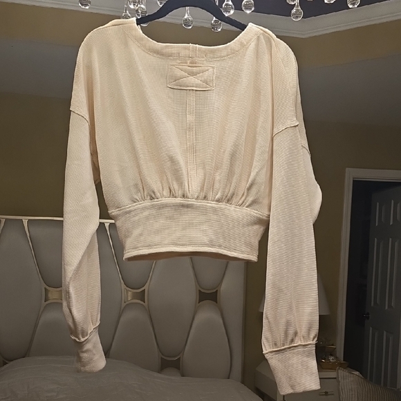 We The Free Cream V-Neck Blouse - Picture 7 of 16